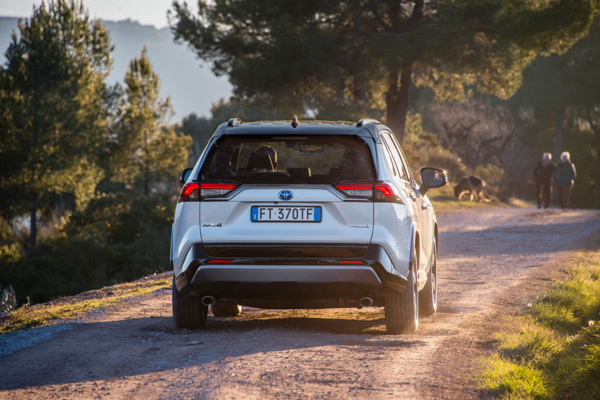 Toyota RAV4 2.5 Hybrid Dynamic Force
