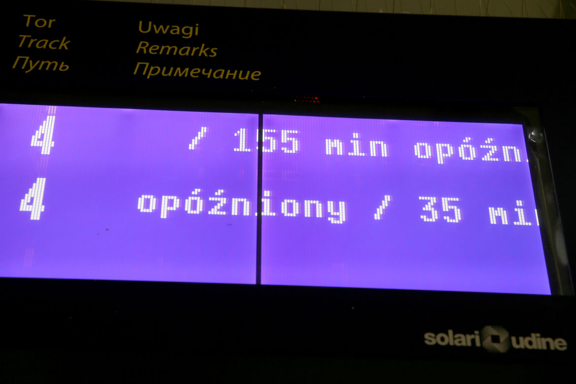 Remont Warszawy Zachodniej. Potężne opóźnienia i chaos na dworcu kolejowym