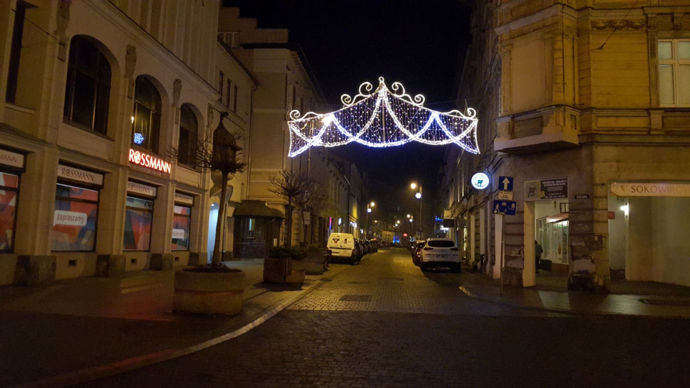 Bydgoszcz w świątecznej odsłonie zachwyca! Tu jest MAGICZNIE! [ZDJĘCIA]