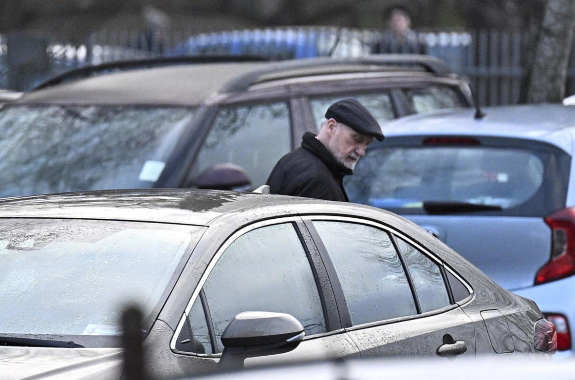 Antoni Macierewicz przesiadł się do taksówki 