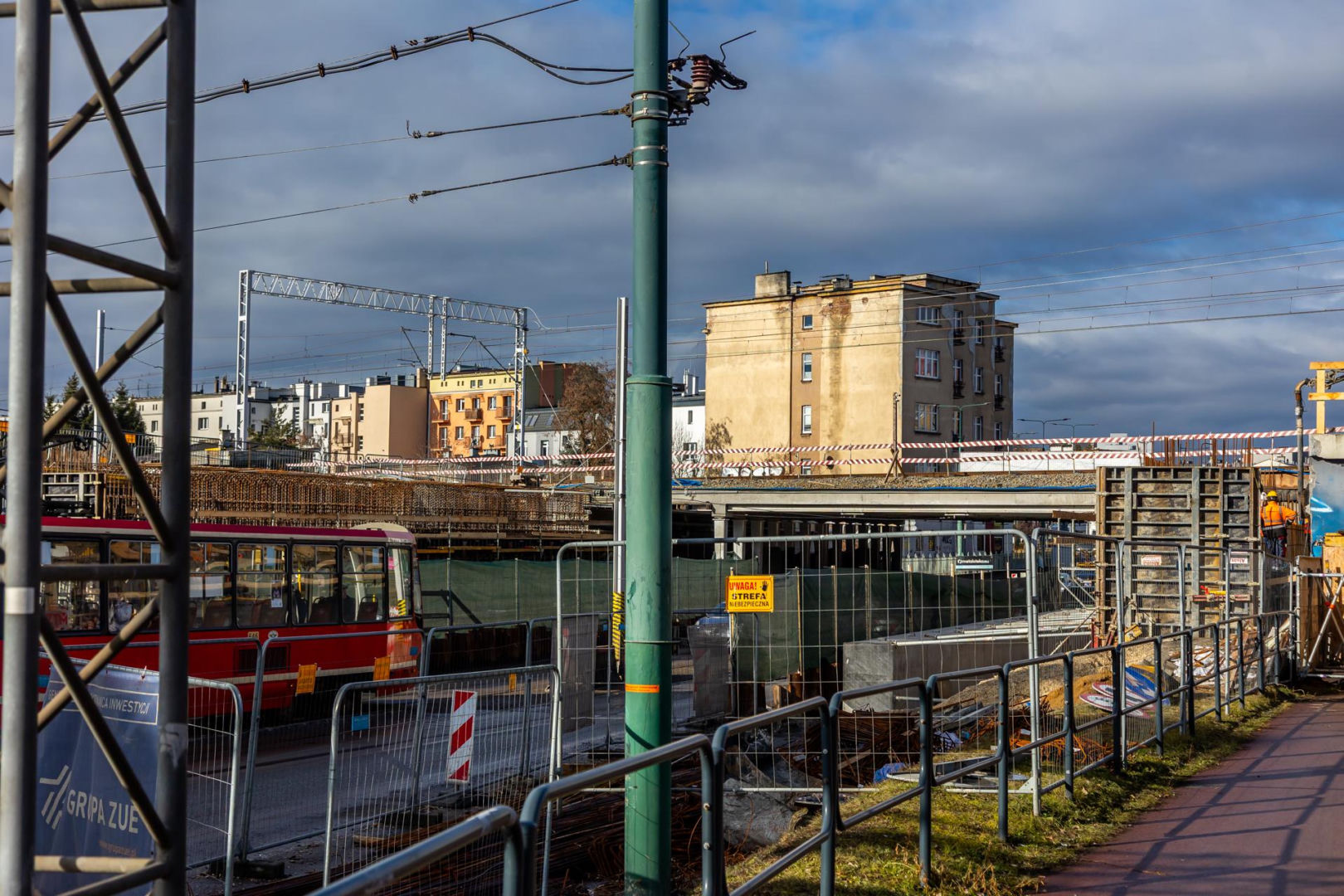 Przebudowa linii kolejowej E65 w Sosnowcu, remonty wiaduktów, dworca, peronów