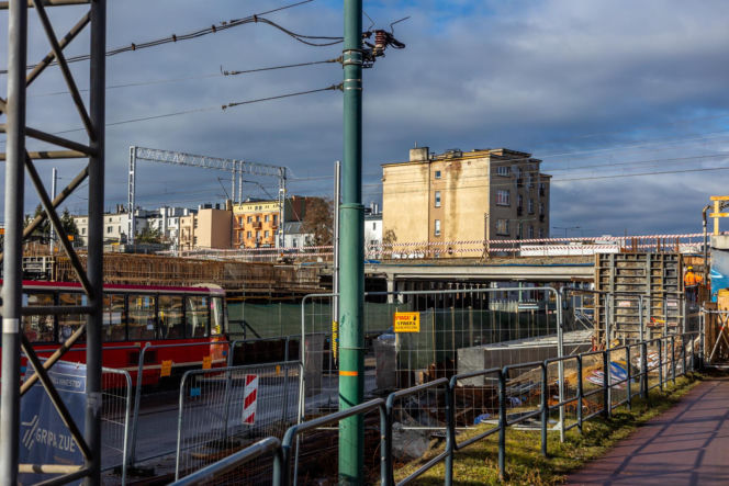 Przebudowa linii kolejowej E65 w Sosnowcu, remonty wiaduktów, dworca, peronów