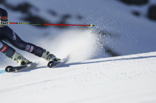 Zjazd kobiet na Igrzyskach 2026 w Cortinie. Kto zdominował podium, a czyja kariera nagle się zakończyła?