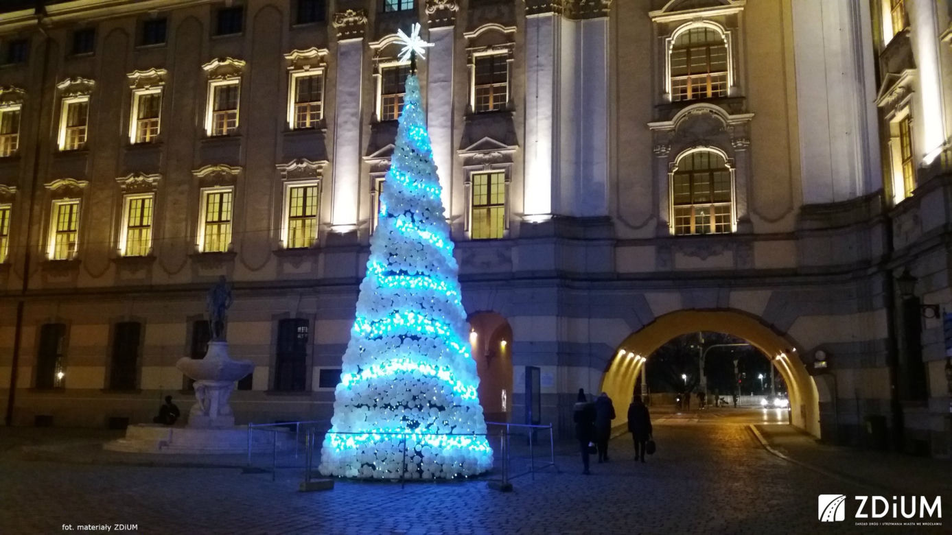 Świąteczne iluminacje na wrocławskich ulicach