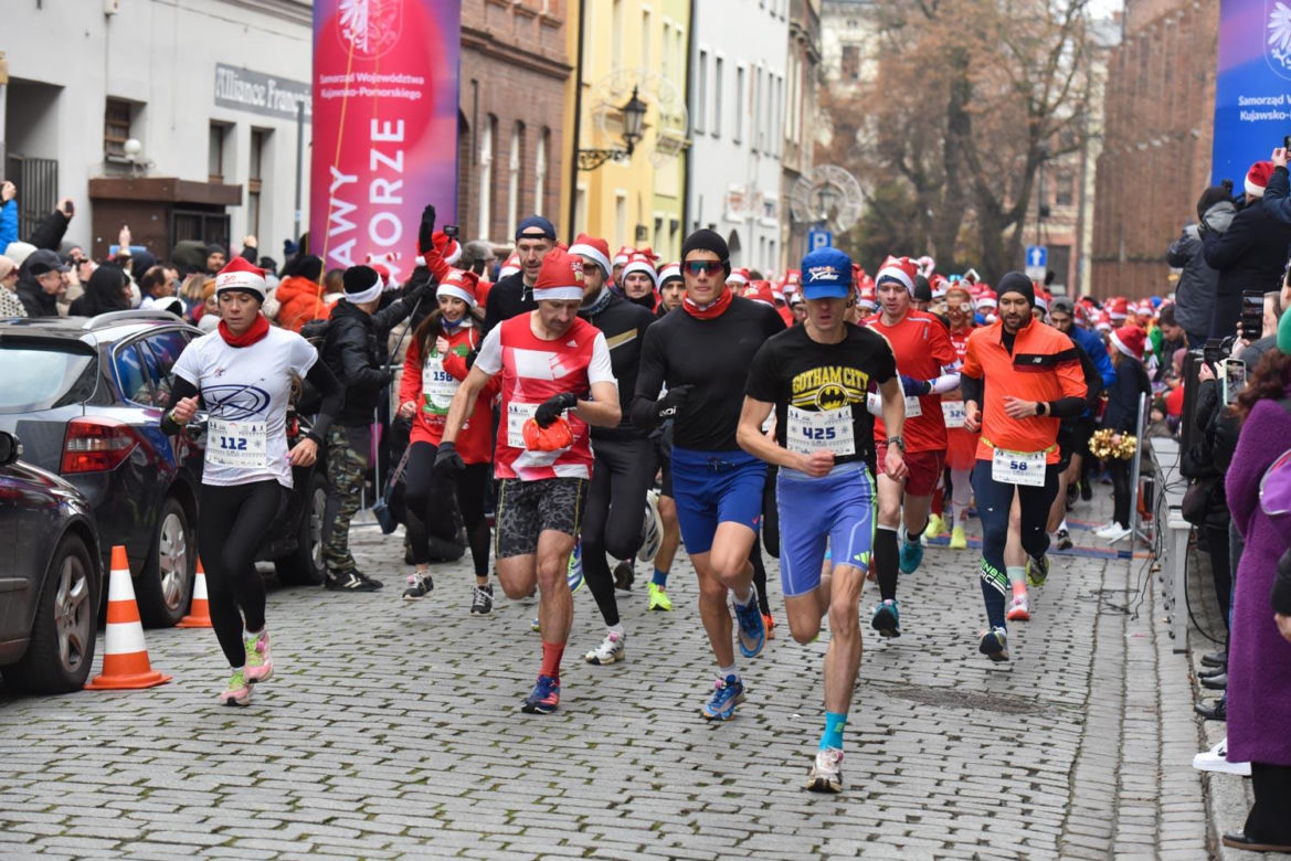 XXII Festiwal Biegów Świętych Mikołajów w Toruniu