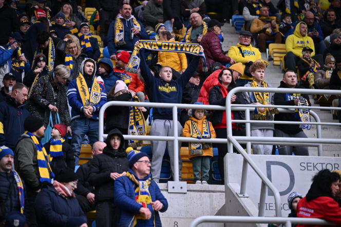 Arka Gdynia - Widzew Łódź: Zdjęcia kibiców i zawodników z meczu 25. kolejki PKO BP Ekstraklasy