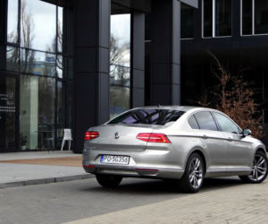 Volkswagen Passat Limousine B8 Highline 2.0 TDI DSG BlueMotion