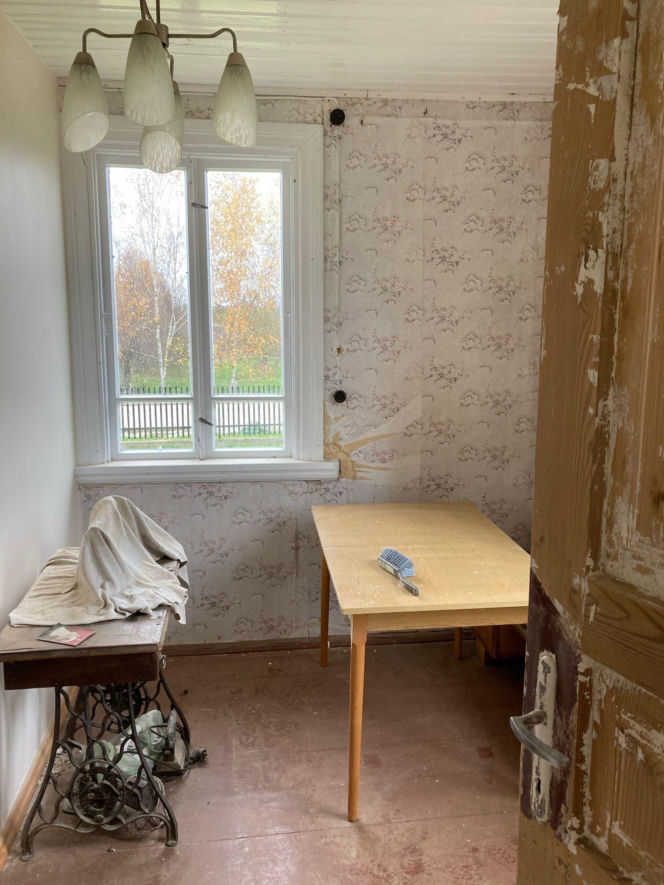 Mała sypialnia przed remontem