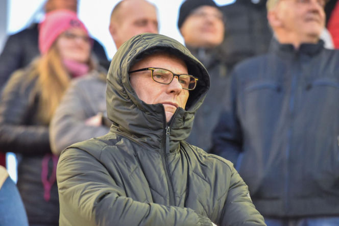 PRES Grupa Dewloperska Toruń - Abramczyk Polonia Bydgoszcz, zdjęcia kibiców i zawodników z pożegnania Adriana Miedzińskiego