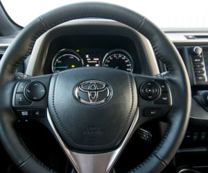 Toyota RAV4 Hybrid E-Four Prestige