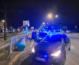 Okradli stację benzynową i uciekli 