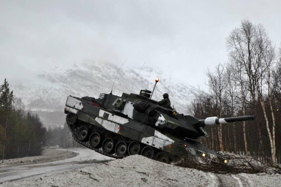 Czołg Stridsvagn 122