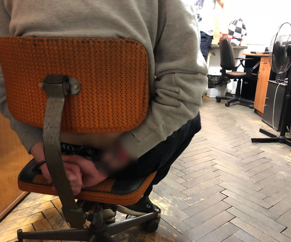 Policjanci rozbili zorganizowaną grupę przestępczą, której członkowie zajmowali się handlem narkotykami na dużą skalę. 11 osób usłyszało zarzuty.