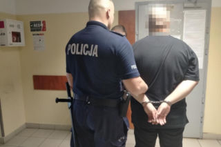 Zatrzymani za udawanie policjantów