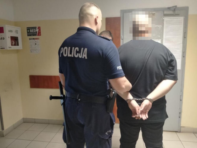 Zatrzymani za udawanie policjantów