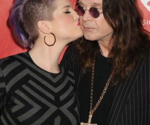 Tak brzmi ostatnia, wiadomość, którą Ozzy Osbourne wysłał do swojej córki. Legendarny muzyk zmarł nagle rok temu