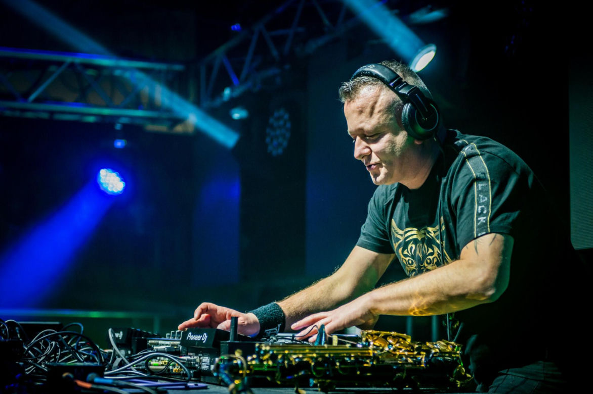 Nie żyje DJ Hazel. Hity legendy muzyki klubowej śpiewała cała Polska