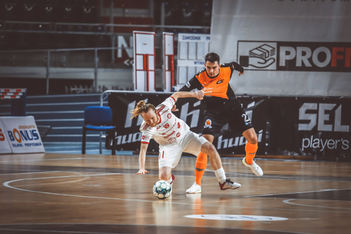FC Toruń - Fit-Morning Gredar Futsal Brzeg 4:3, zdjęcia z Areny Toruń