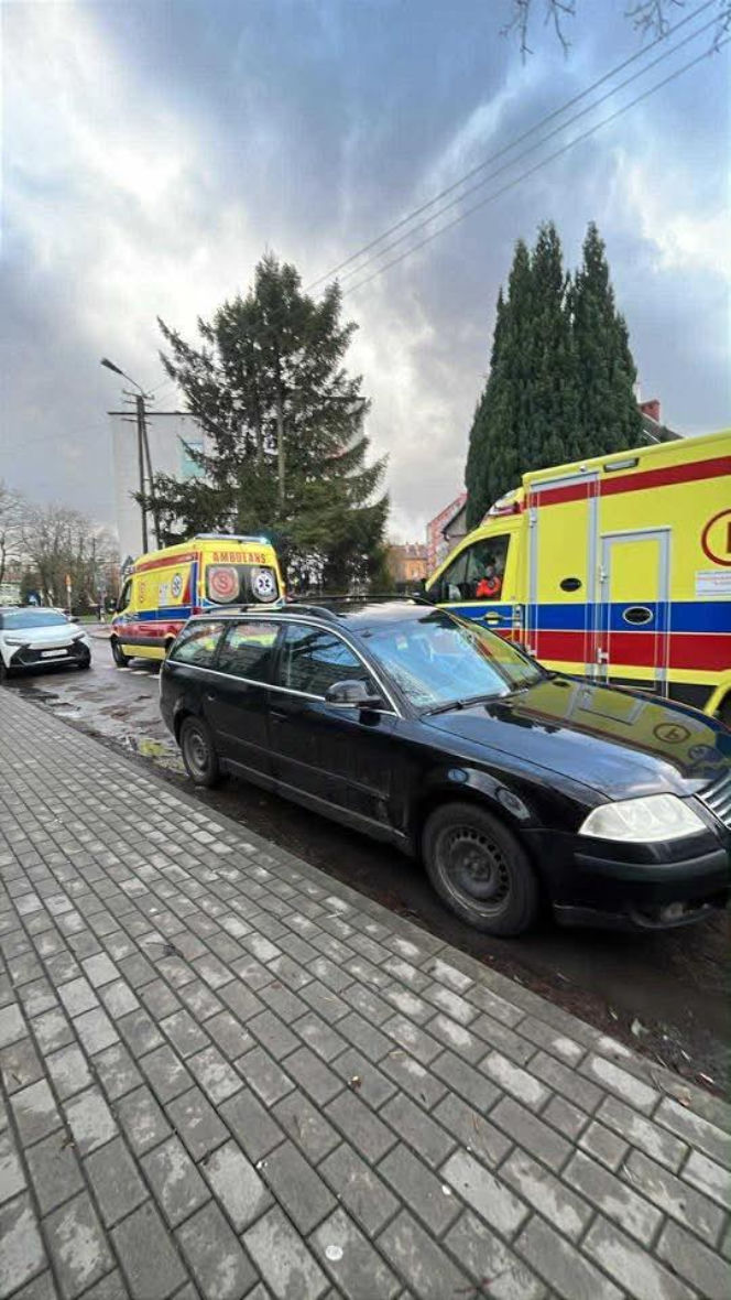 Szkoła Podstawowa nr 5 w Siedlcach ewakuacja czynności straży pożarnej