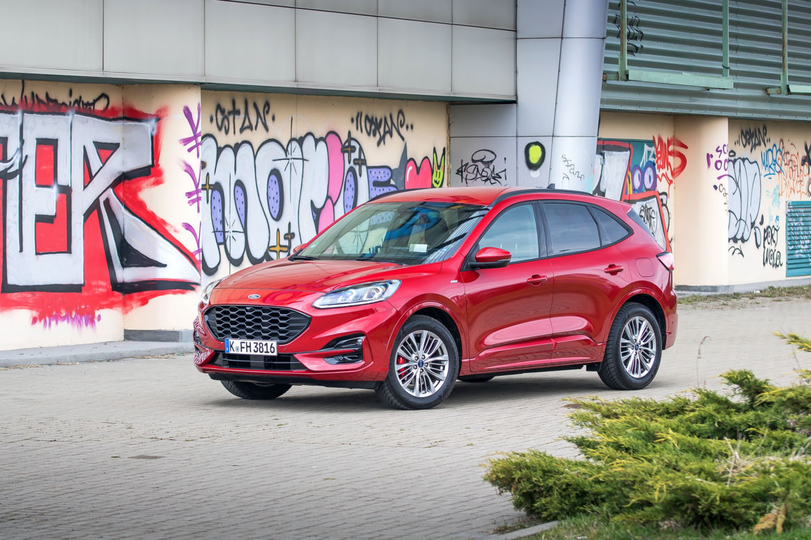Ford Kuga 2.5 Hybrid 190 KM e-CVT FWD ST-Line