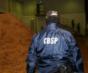 Policjanci CBŚP zlikwidowali fabryki papierosów