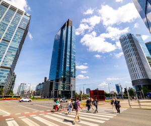 10 nowych wieżowców w 5 lat. Warszawa zyskała las drapaczy chmur. Oto one