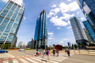 10 nowych wieżowców w 5 lat. Warszawa zyskała las drapaczy chmur. Oto one