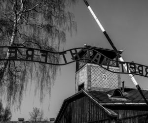 B. KL Auschwitz