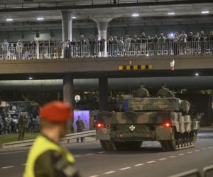 Nocna próba defilady wojskowej w Warszawie 2