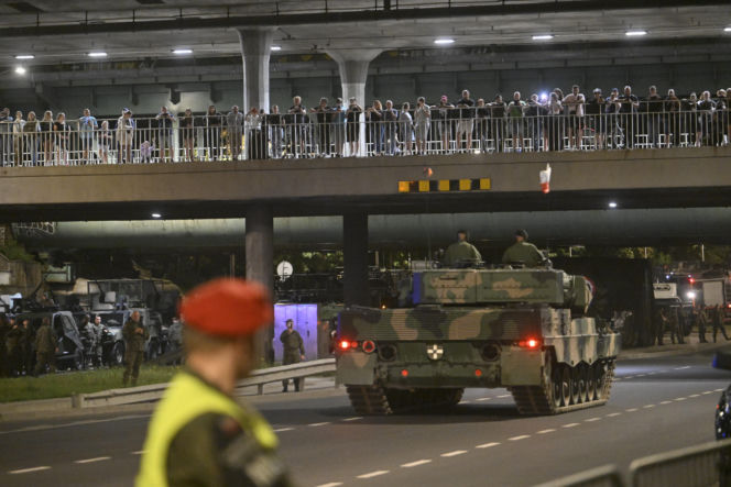 Nocna próba defilady wojskowej w Warszawie 2