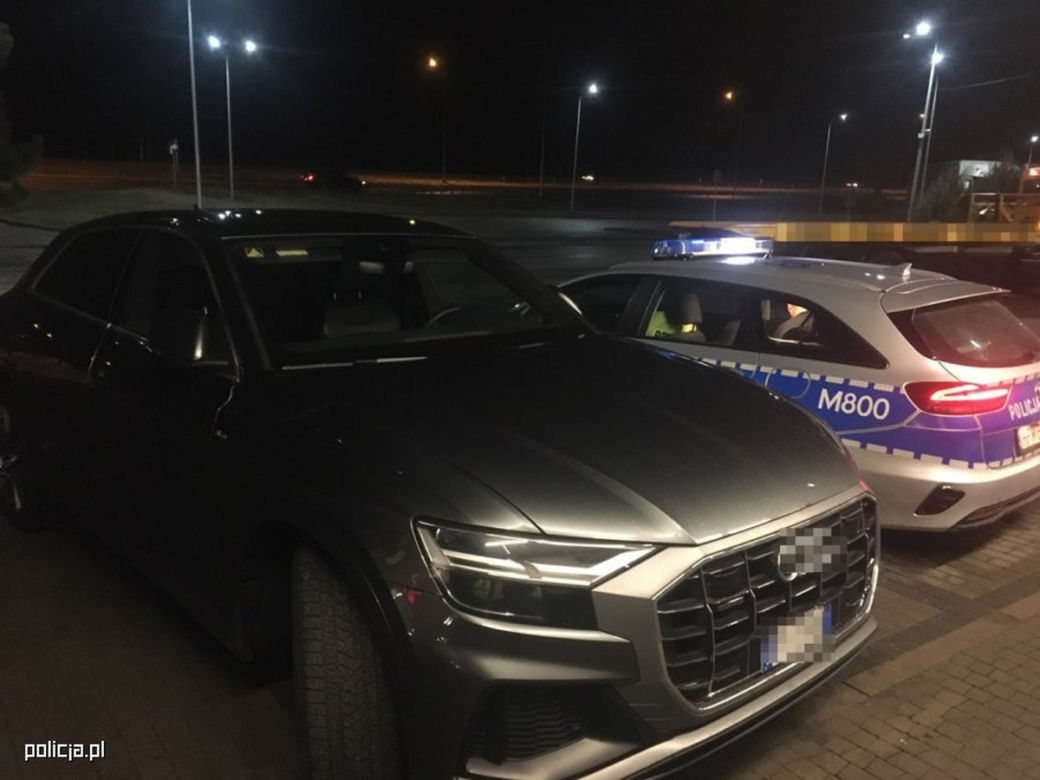 Potężny i luksusowy SUV odzyskany! Policja przechwyciła Audi Q8 o wartości 400 tys. złotych