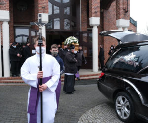 Pogrzeb milionera Karola Kani ze Śląska, który zginął  w katastrofie lotniczej w Pszczynie