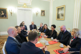 Karol Nawrocki ma nową radę. Siedmiu posłów wyróżnionych! Niektóre nazwiska zaskakują!