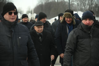 Jarosław Kaczyński na obchodach miesięcznicy smoleńskiej