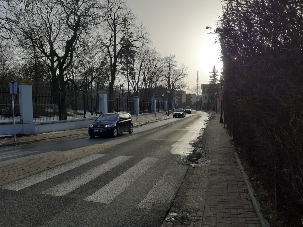 Siedleckie szkoły przy ul. Konarskiego i Prusa i ich okolica w lutym 2021 roku