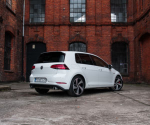 Volkswagen Golf 2.0 TSI GTI Performance 245 KM