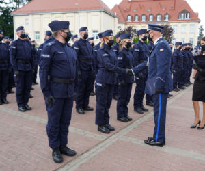 Ślubowanie policjantów w Bydgoszczy. Zdjęcia z uroczystości