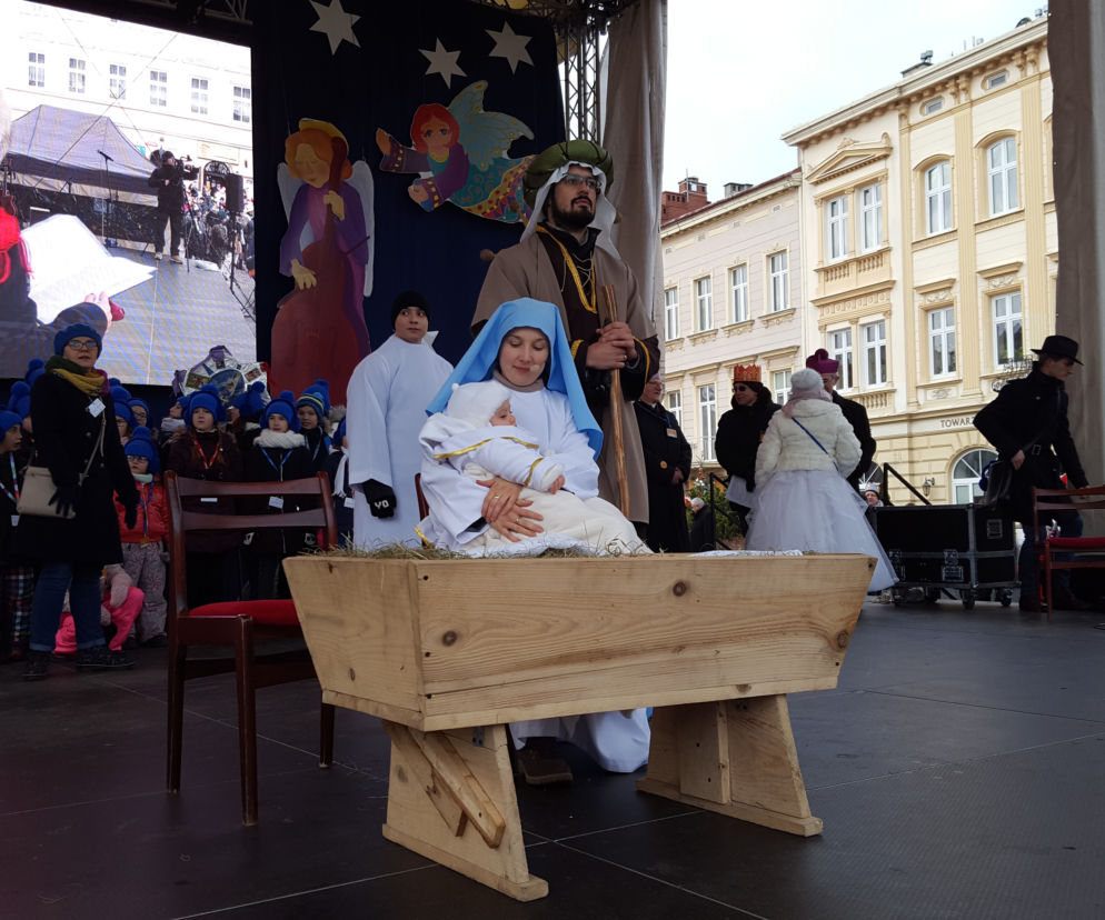 RZESZÓW: Kacper, Melchior i Baltazar! Trzej Królowie przeszli wczoraj ulicami miasta!