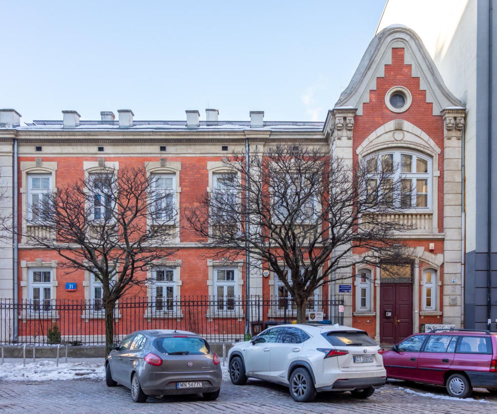 Mykwa na Kłopotowskiego 31 w Warszawie