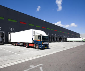 Hale przeładunkowe ‒ najważniejsze strefy, procesy i technologie