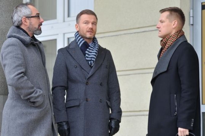 M jak miłość odcinek 1208. Piotrek Zduński (Marcin Mroczek), Andrzej Budzyński (Krystian Wieczorek), Adam Werner (Jacek Kopczyński)
