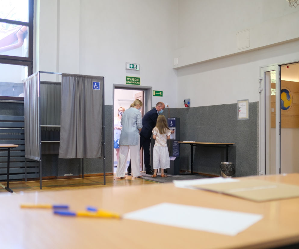 Wybory 2020 Borys Budka juz zagłosował z rodziną