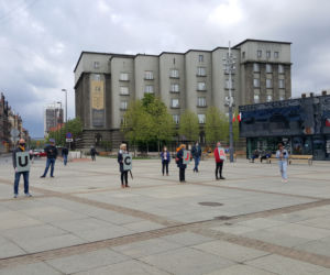 Protest przeciwko wyborom korespondencyjnym w Katowicach 