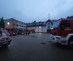 Burze w Podlaskiem. Zalane ulice, posesje, piwnice. Strażacy liczą straty