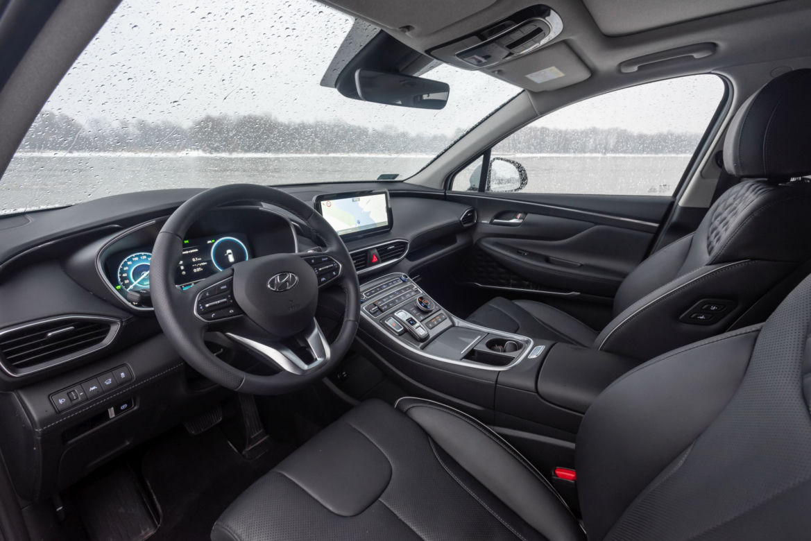 Hyundai Santa Fe (2022)