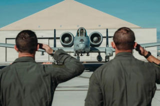 Koniec epoki Guźca w Arizonie. Siły Powietrzne USA pożegnały A-10 w bazie Davis-Monthan