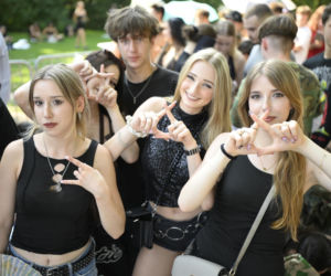 Drugi koncert The Weeknd w Warszawie. Najwierniejsi fani nie przestraszyli się morderczego upału. Znajdź się na zdjęciach