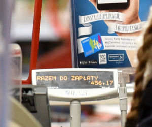 1publ_Joachim Brudziński kabanos zakupy