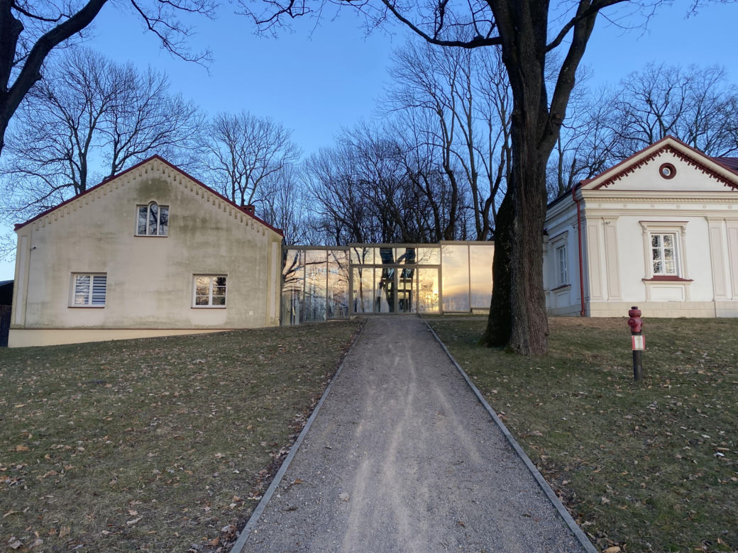 Dworek w Dzikowcu