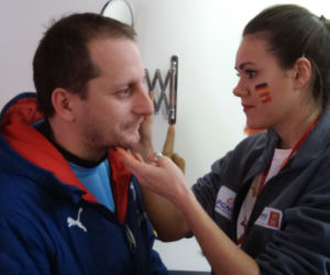 Fani dopingowali swoje drużyny w strefie kibica